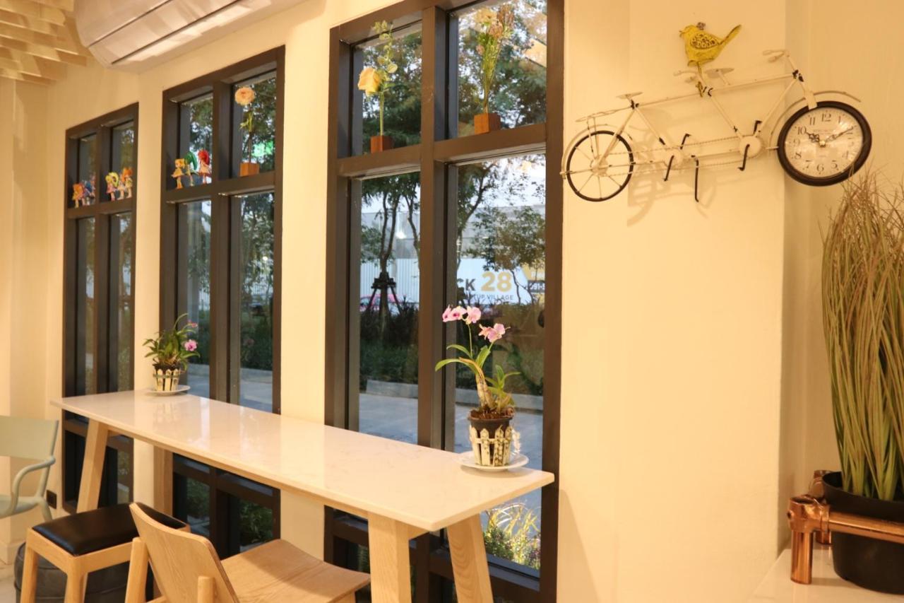 Ozone Hotel Samyan Бангкок Экстерьер фото